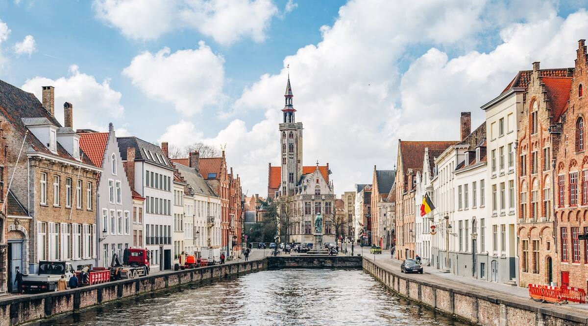 Gracht in Brügge Sehenswürdigkeiten