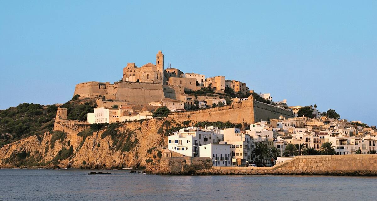 Ibiza von Seeseite aus