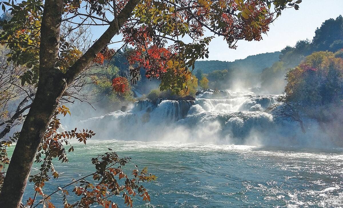 Bild: Kroatien Seereise Großer Wasserfall