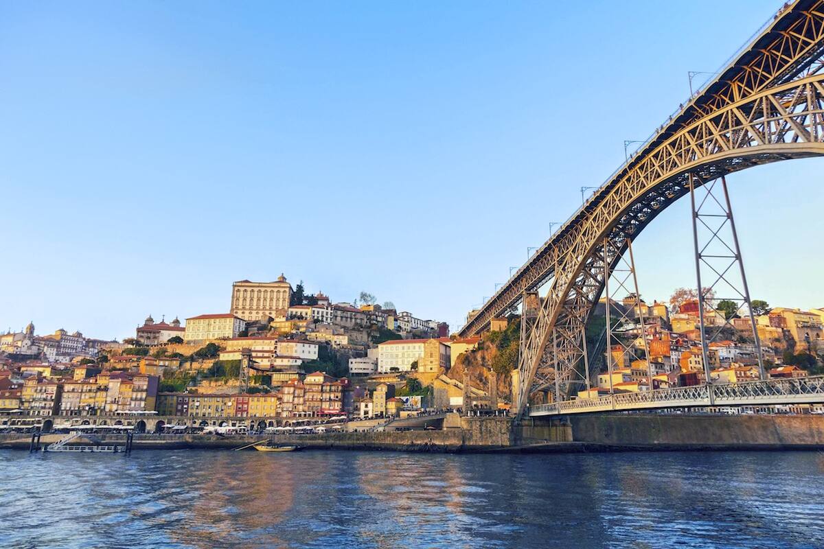 Eiserne Rundbrücke in Porto