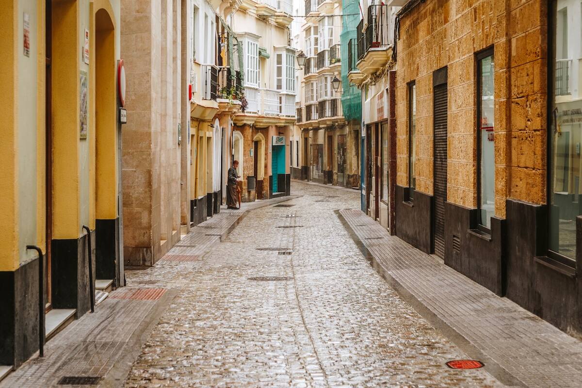 Straße in der Altstadt von Cadiz