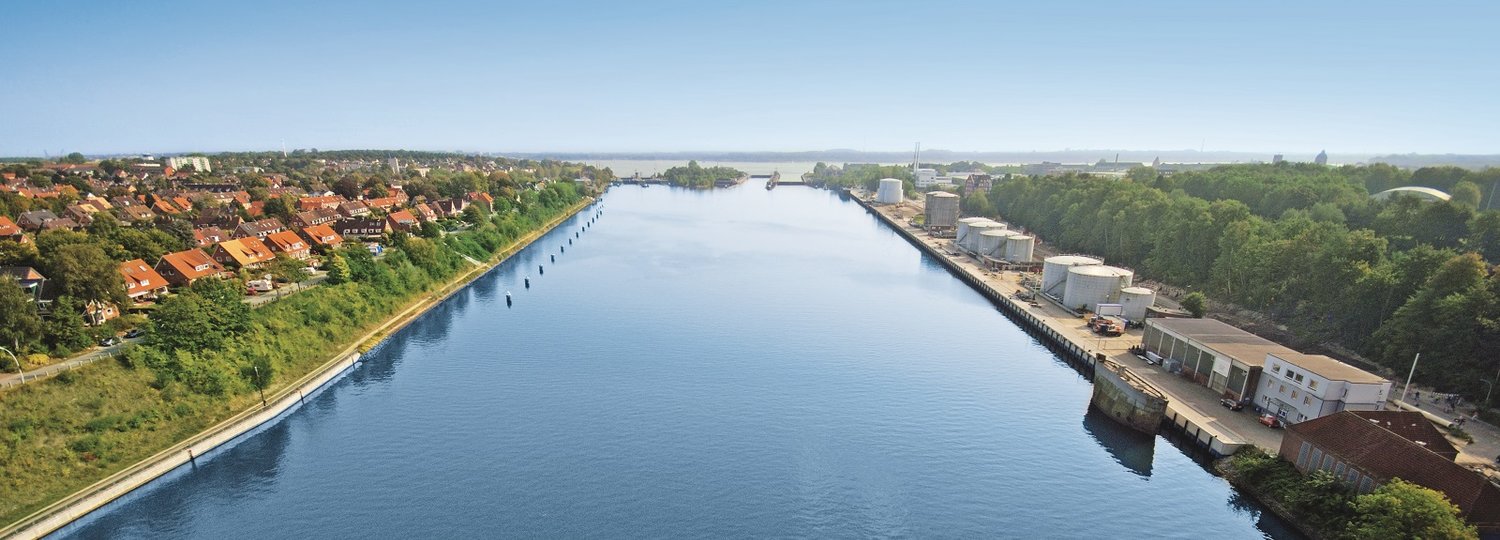 Nord-Ostsee-Kanal per Kreuzfahrt erleben