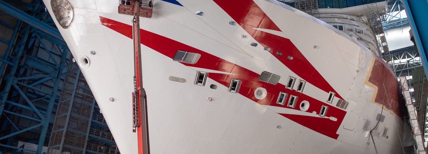 Foto Kreuzfahrtschiff MS Iona von P&O Cruises im Trockendock