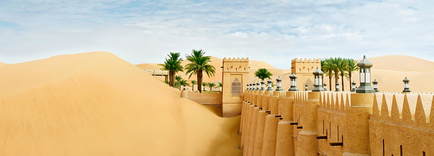 Kreuzfahrt Orient: Palast in der Wüste