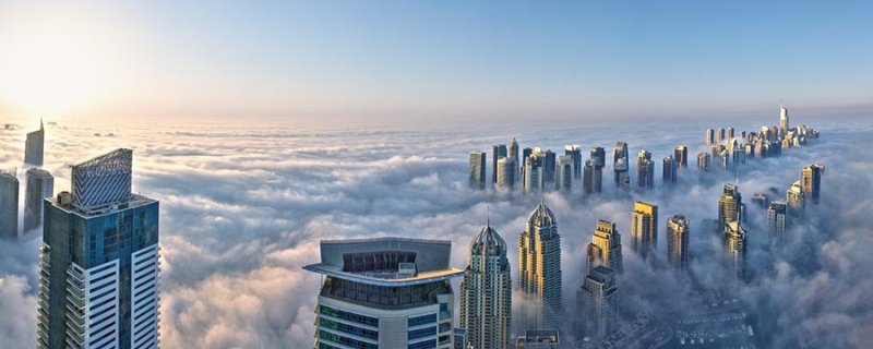 AIDA Ausflug in Dubai: Den Sonnenaufgang in 240m Höhe erleben