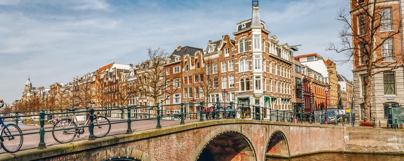 Von Hamburg nach Mallorca mit AIDAmar - Rotterdam entdecken