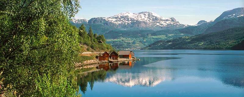 AIDA Ausflug ab Bergen: Entlang des Hardangerfjords und Steinsdal Wasserfall
