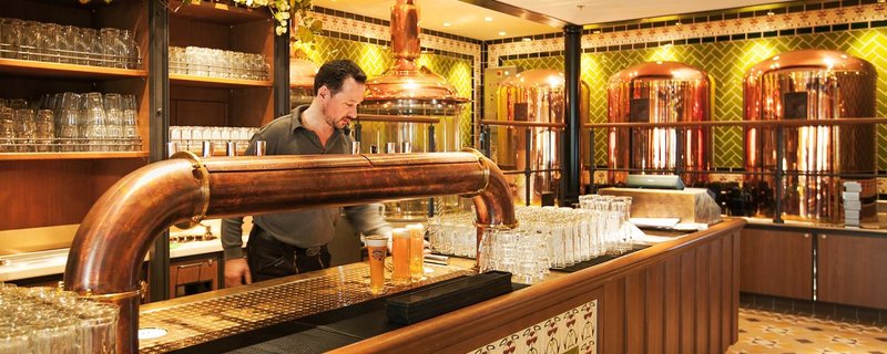 AIDAmar Brauhaus Braukessel  (Bilder AIDA)