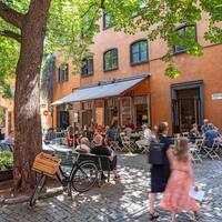 Stockholm Altstadt-Restaurant im Sommer
